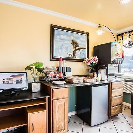 Budget Inn Of America Medford Luaran gambar