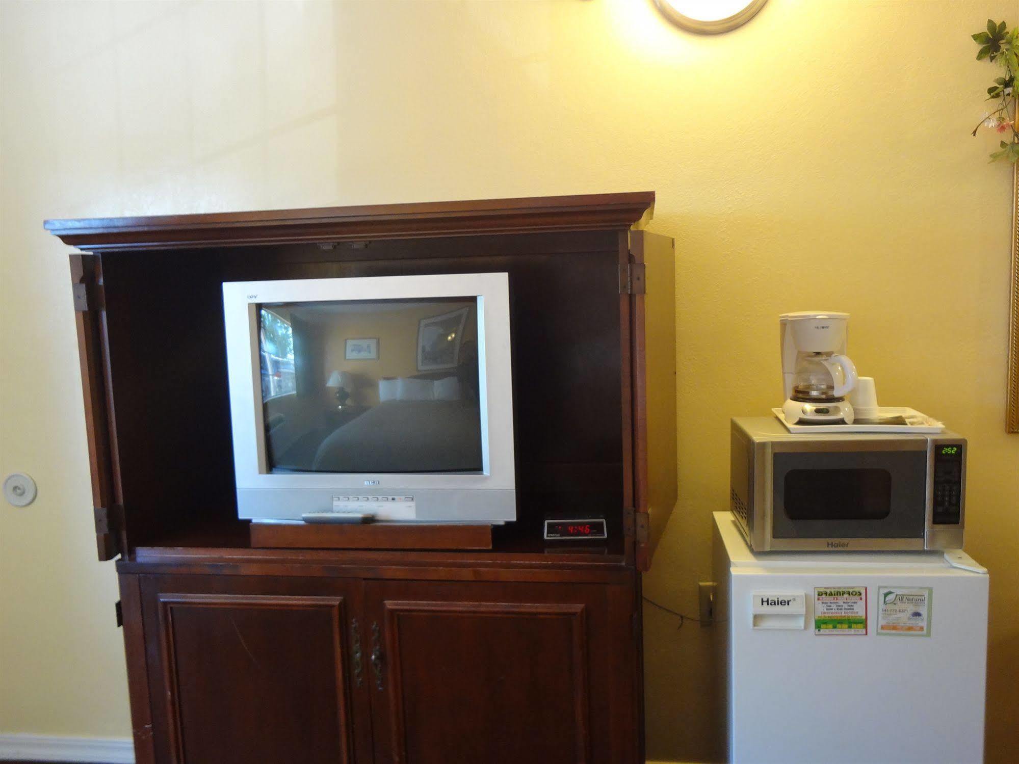 Budget Inn Of America Medford Luaran gambar